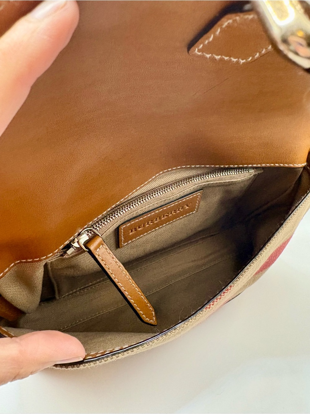 Auth Burberry Henham Canvas Check Crossbody Bag - Picture 7 of 15